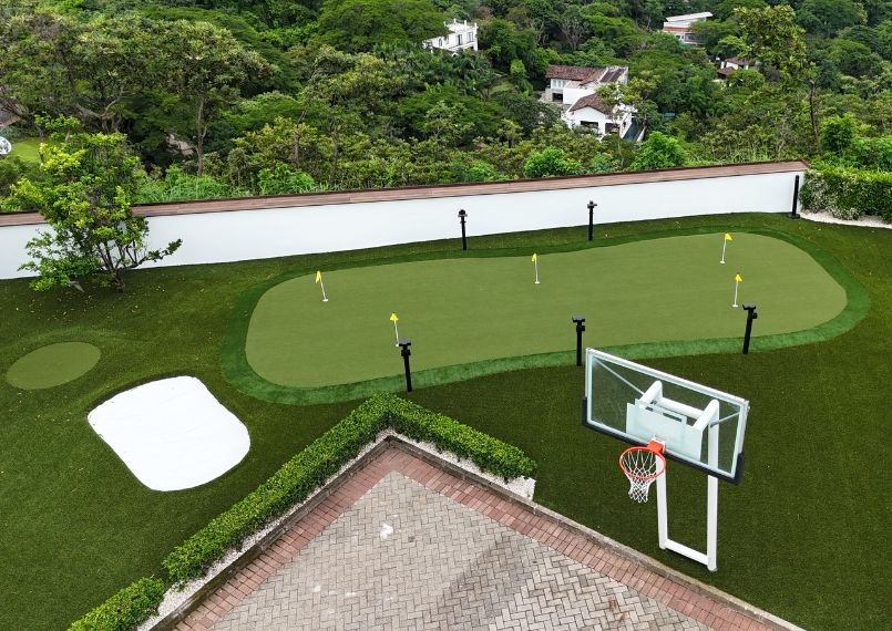 Backyard Court Turf - SYNLawn