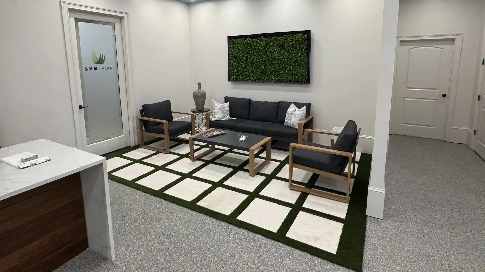 image of SYNLawn Alabama Showroom your source for artificial grass sales and installation services in Birmingham USA